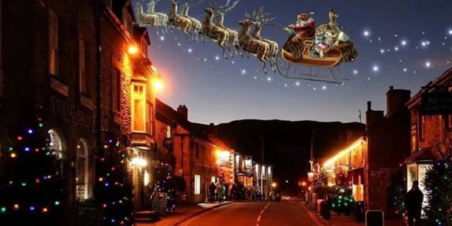 Castleton Christmas Lights Switch-On (Santa parade, craft fair, vintage fairground)