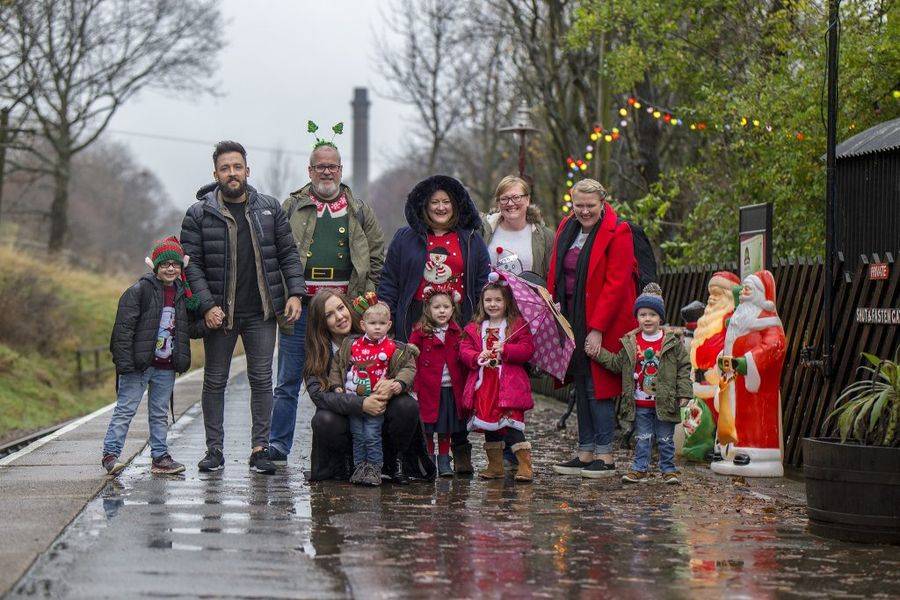 Mince Pie Specials at Keighley and Worth Valley Railway