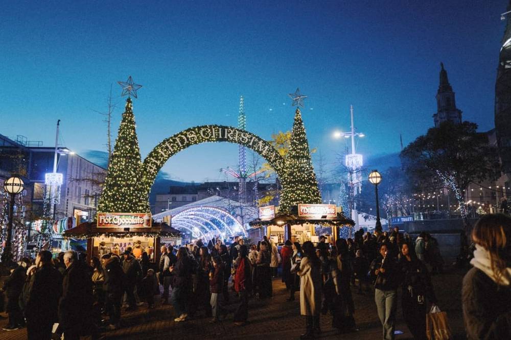 Ice Cube at Christmas (covered ice rink, Penguin Club for under-9s, Starflyer)