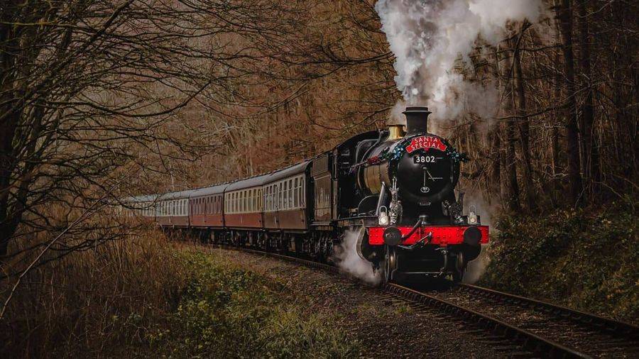 Halloween Spooky Special family train at Llangollen Railway
