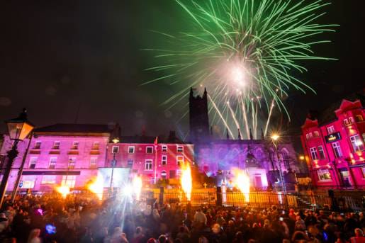 Oldham Christmas Lights Switch-On (Peppa Pig meet and greet, Father Christmas, fireworks finale)