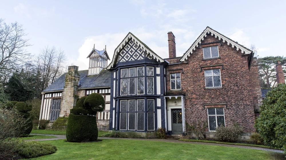 Bluebell Tour and Breakfast at Rufford Old Hall