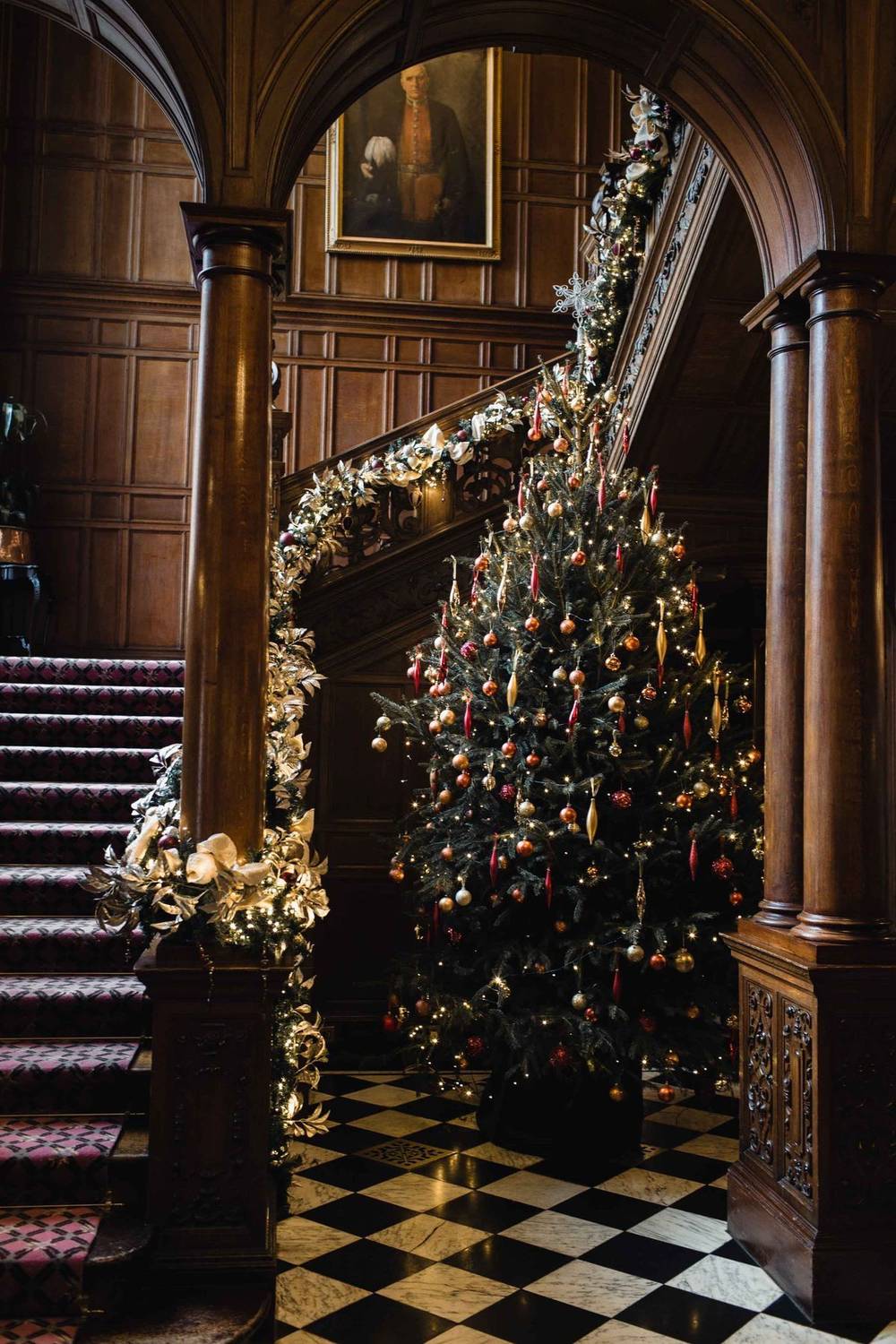 Santa's Grotto at OYEZ Arts, Altrincham Town Hall (with festive crafts)
