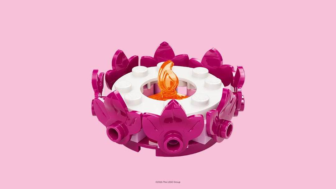 Flower candle build to take home (LEGO make and take)