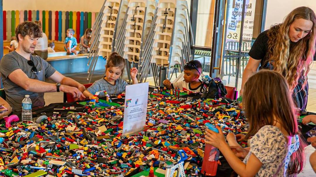 Free LEGO build and play with Bricklands at Kargo MKT