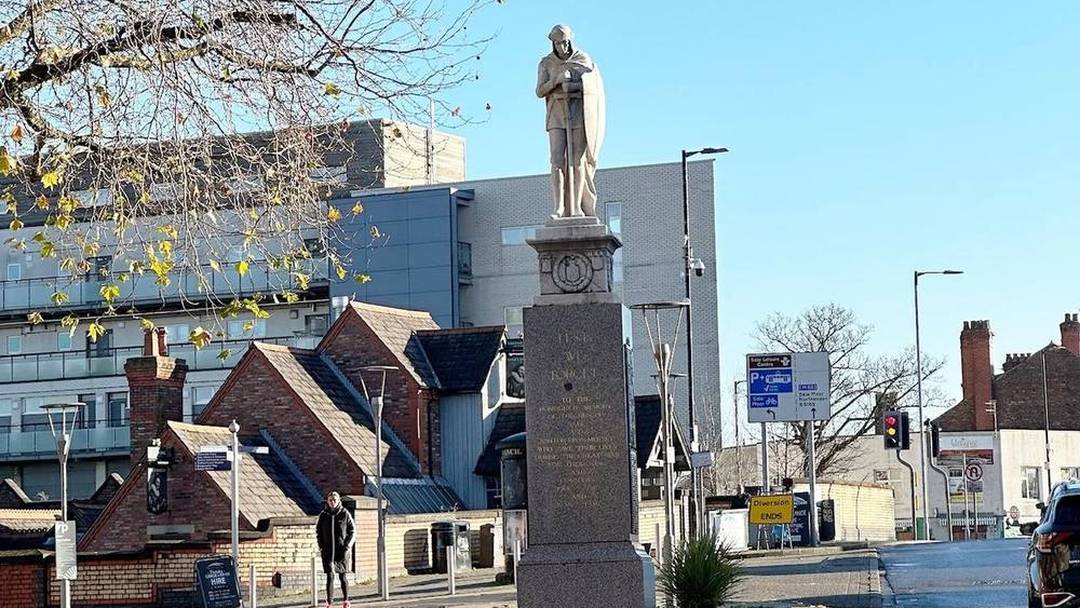 Sale Remembrance parade and service