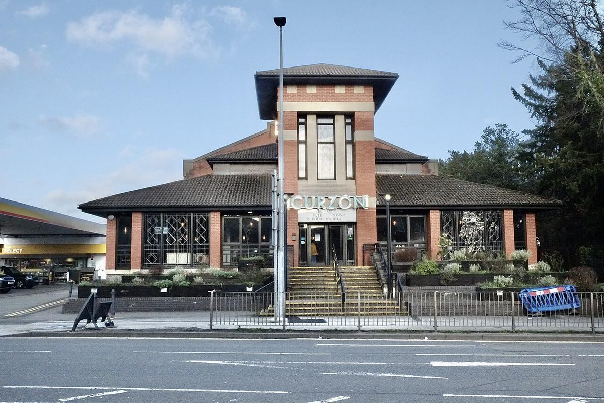 Curzon Knutsford
